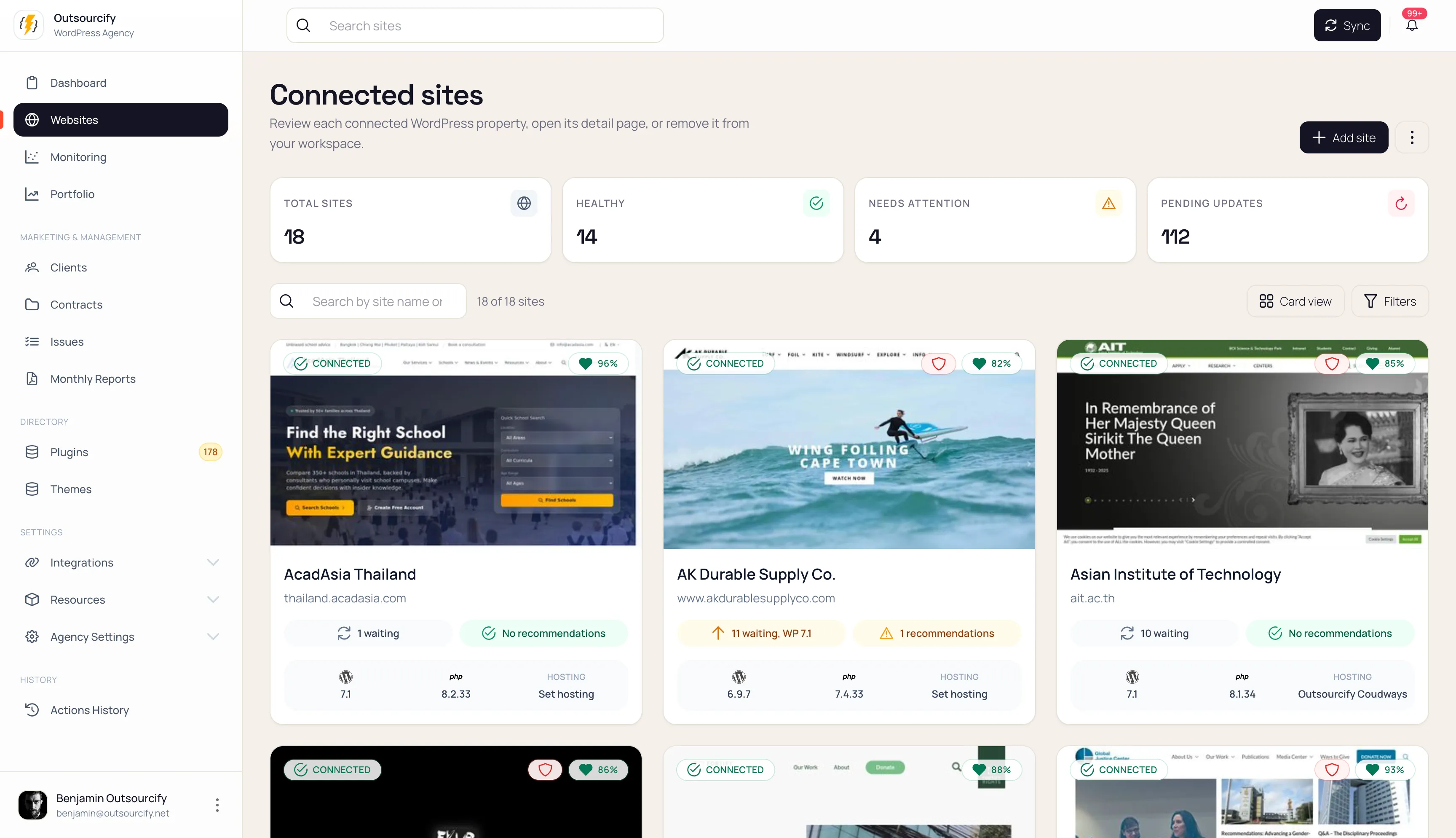 Connected websites in Orbit Webmaster, with health scores and pending updates.
